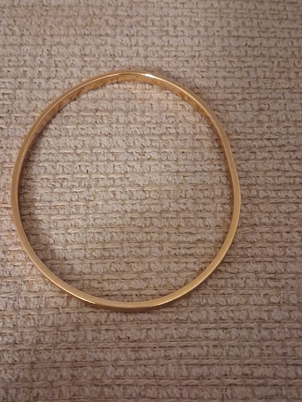 Polished Gold Tone Women's Bangle Bracelet